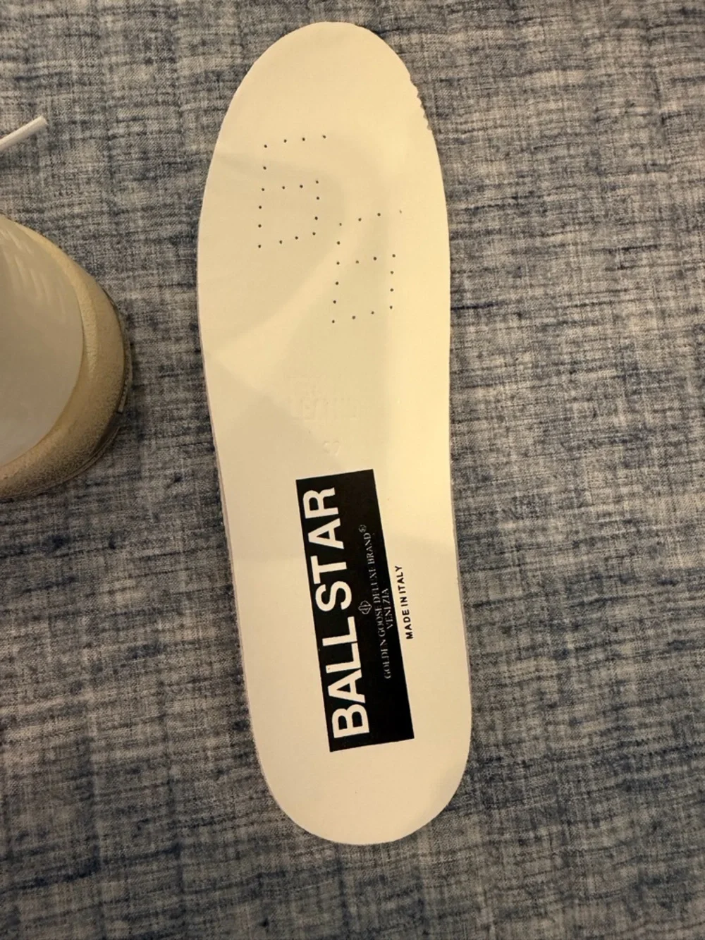 Golden Goose Women’s White Sneakers with Gold Glitter Star Detail - Picture 11 of 16